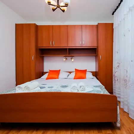 Apartament Valdibora
