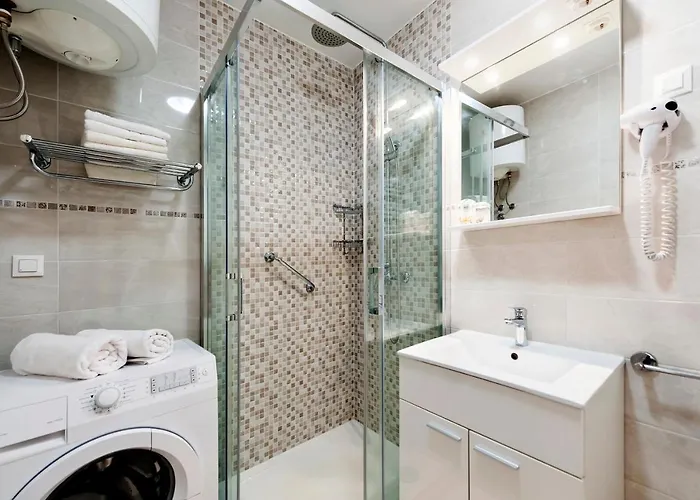 Valdibora Апартаменты Ровинь